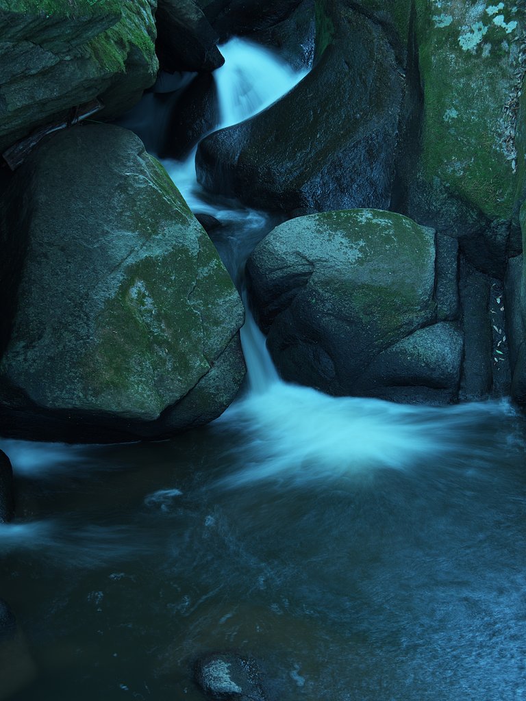 渓流2