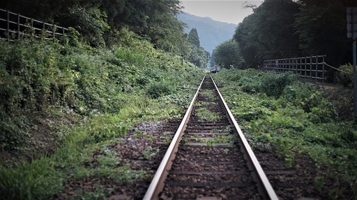 咲花駅にて
