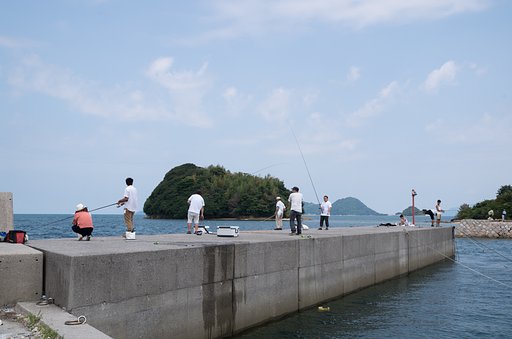 夏の突堤