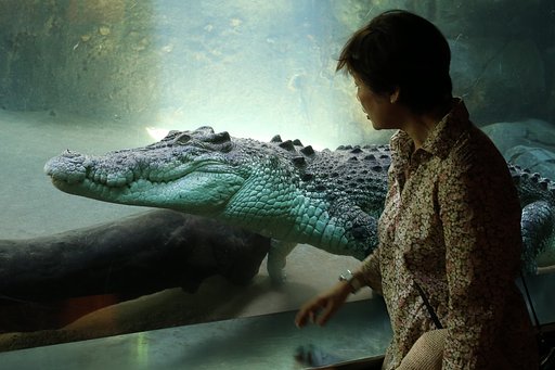 【横顔】お口、アーンとしてごらんよ