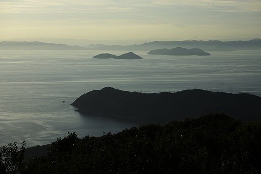 紫雲出山