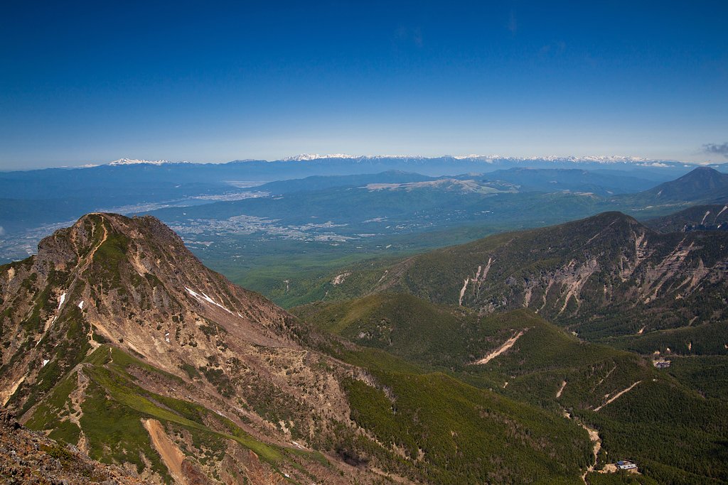 山頂からの眺めよし