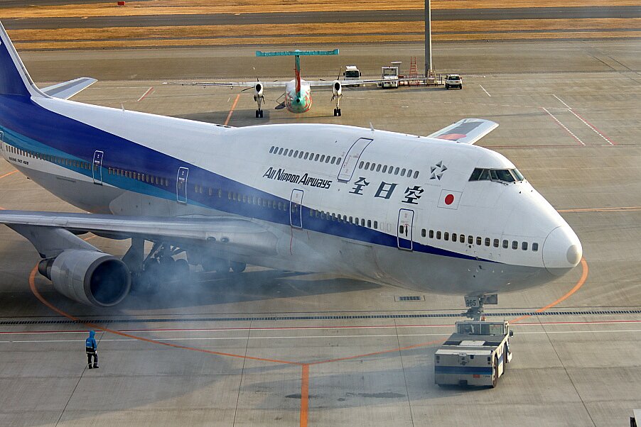 【ＭＦＳ】（３枚目）早朝の羽田空港