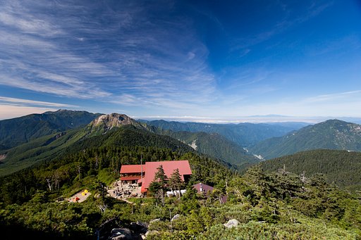 西穂山荘（2367m）