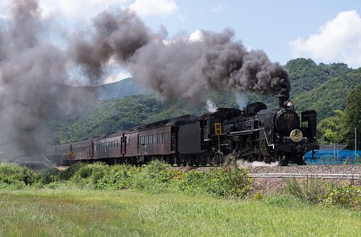 秋は来ぬ