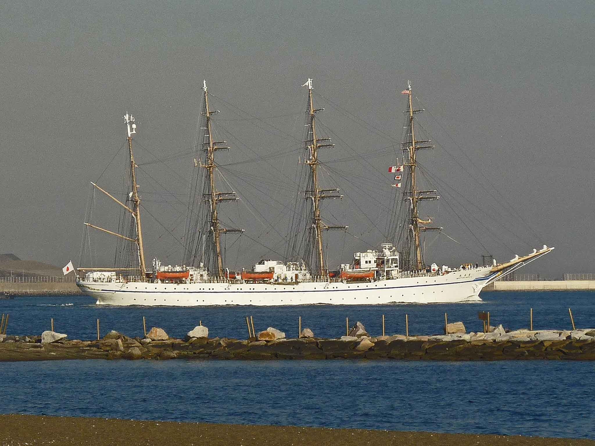 帆船
