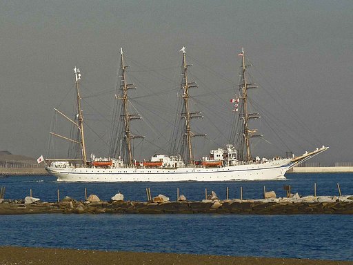 帆船