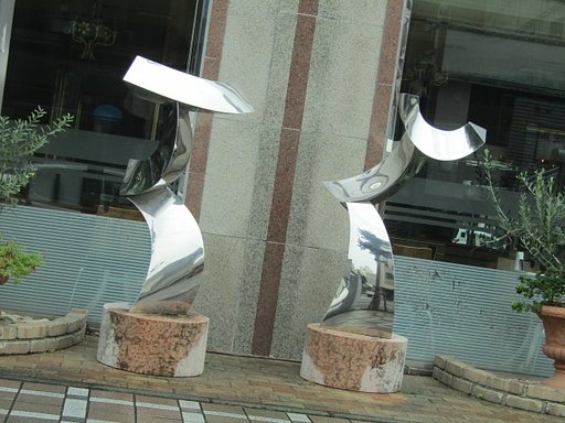 阿波踊りの輝くオプジエ