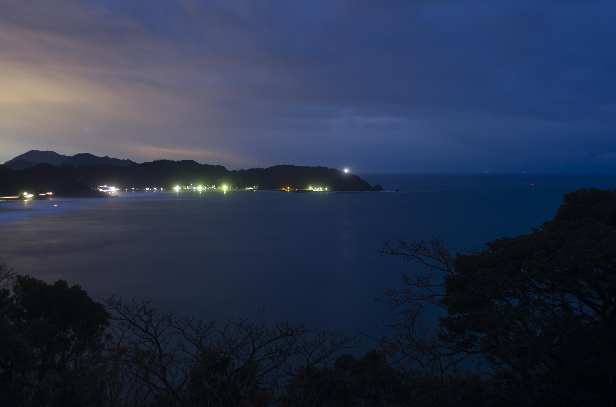 陸上岬展望駐車場夜景！