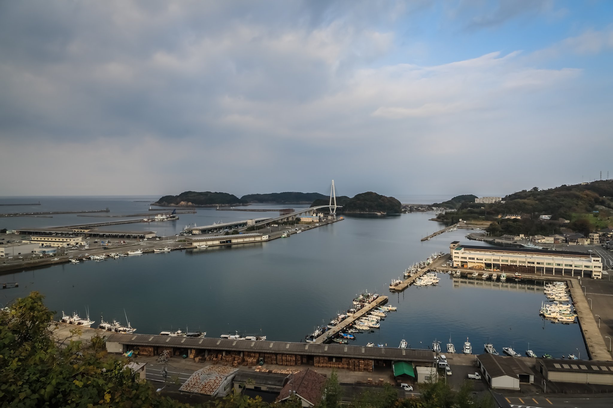 橋のある風景＠浜田港