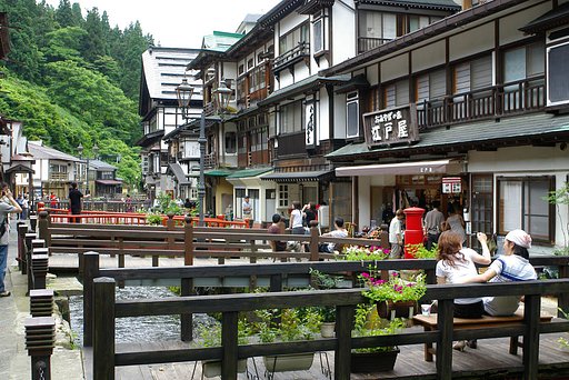 銀山温泉