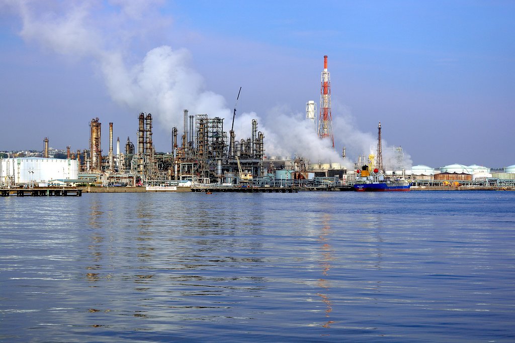 根岸製油所