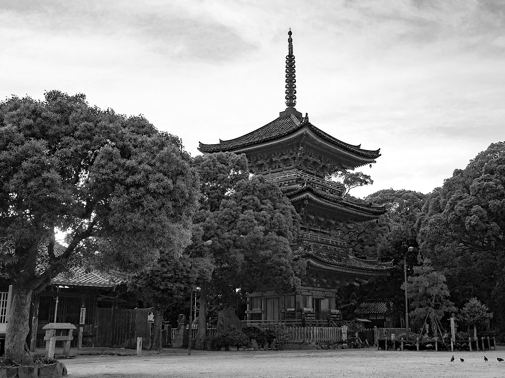 甚目寺観音　三重塔（重要文化財） 