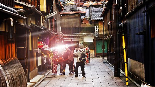 遠投「京晴れ着隊」