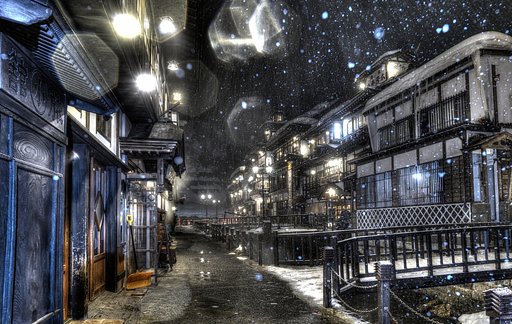銀山温泉　×？