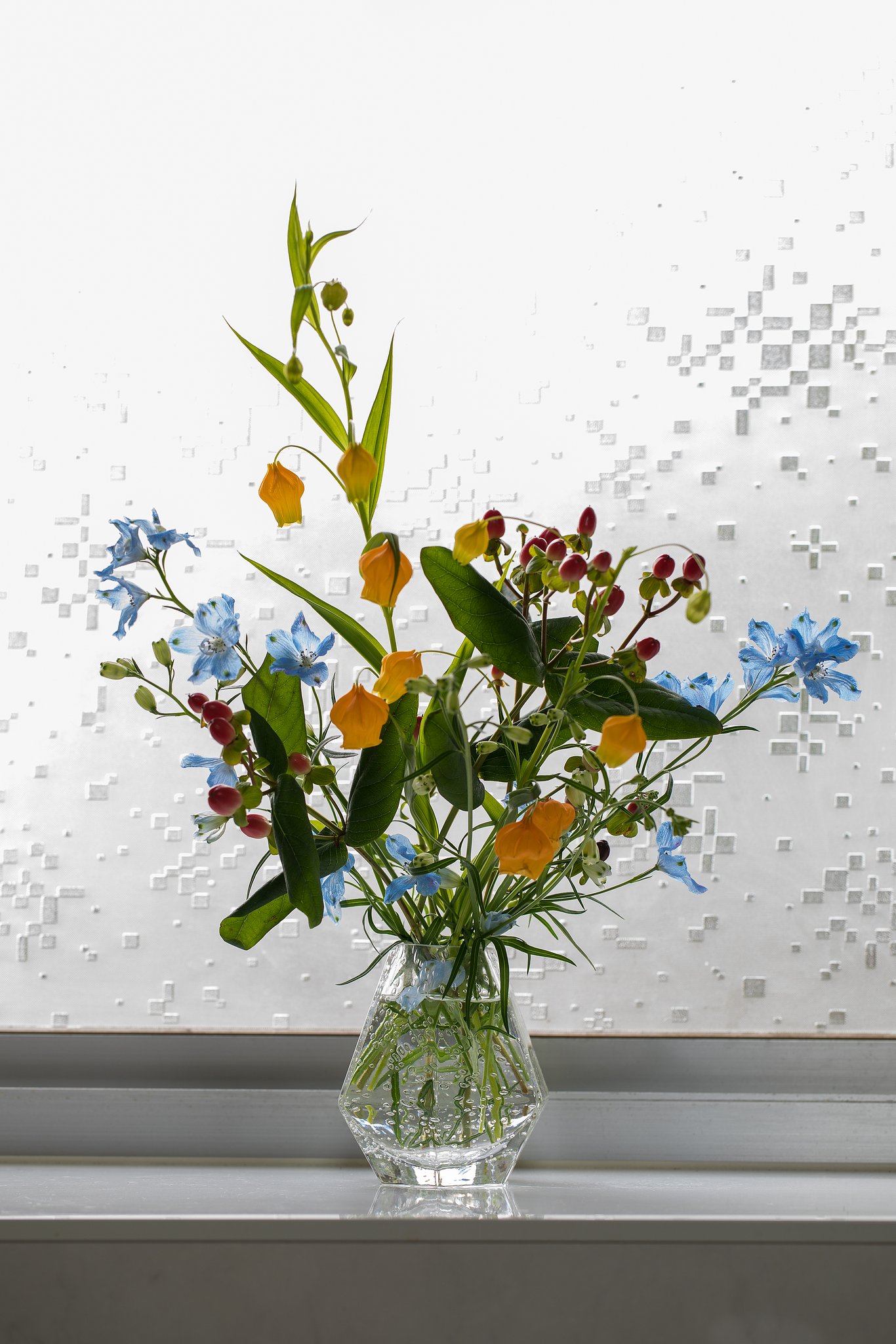 窓辺の花