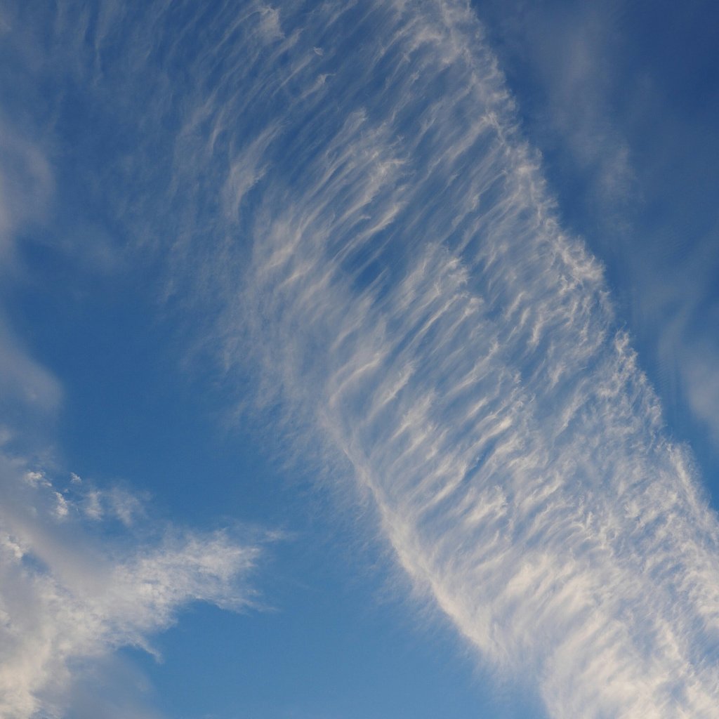 ほつれ雲