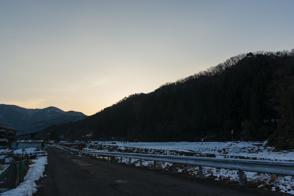 朝日の出前