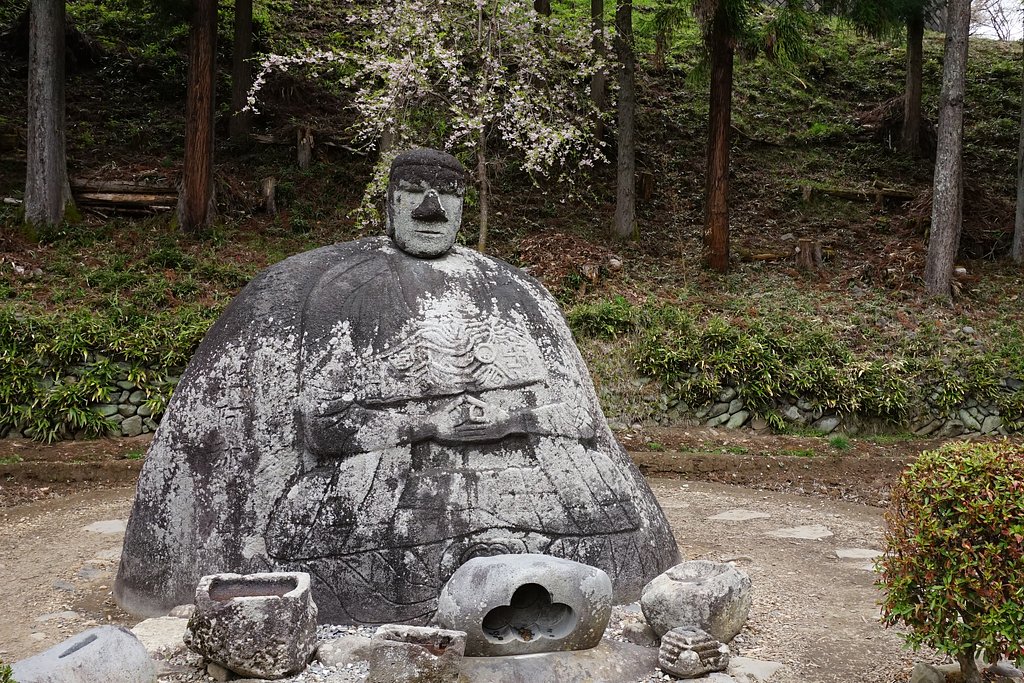 万治の石仏