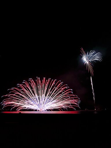 瀬戸田町夏祭り花火（水上花火）