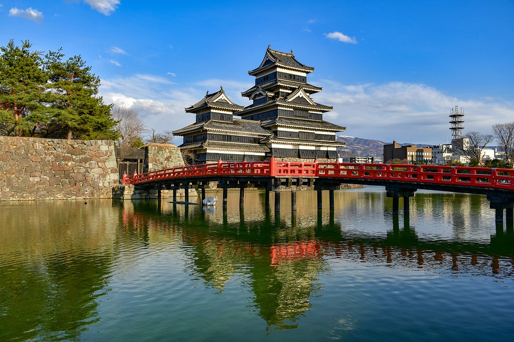 【春景】松本城