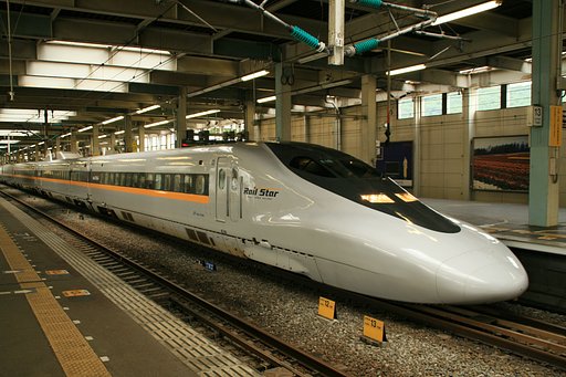 こちらは700系