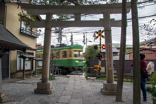 御霊神社