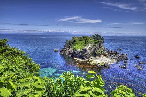 初夏の飛島