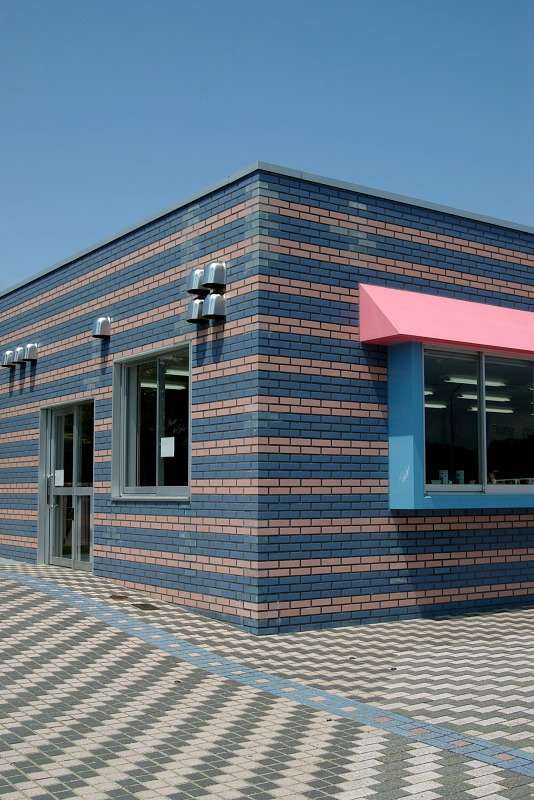 カラフルな店