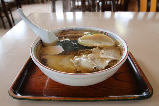 今日のお昼はルン♪