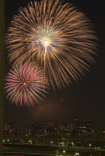東京湾大華火大会
