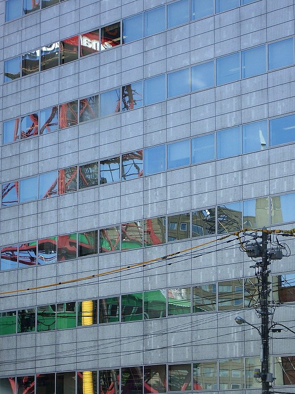 テレビ塔映る