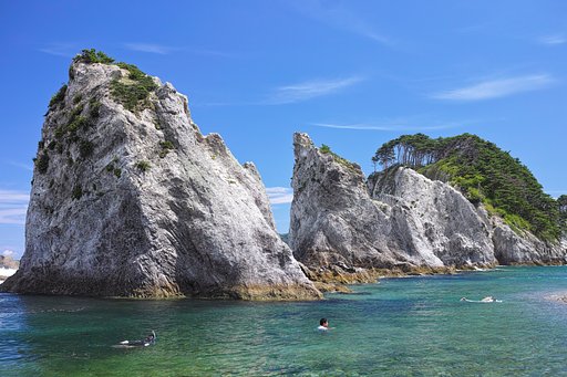 巨岩