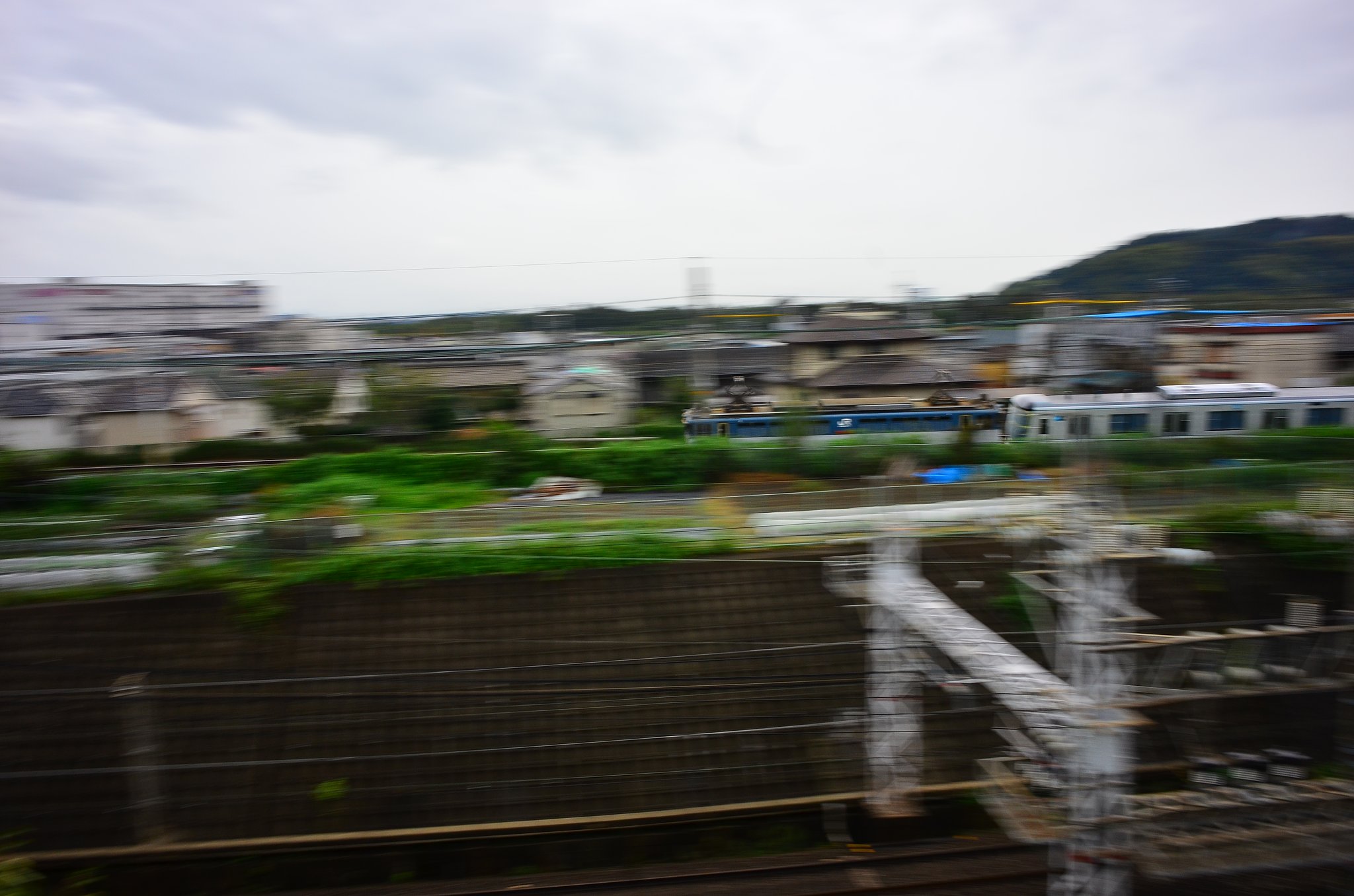 新型車両　撮りそこなった