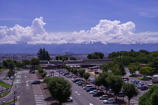 夏雲