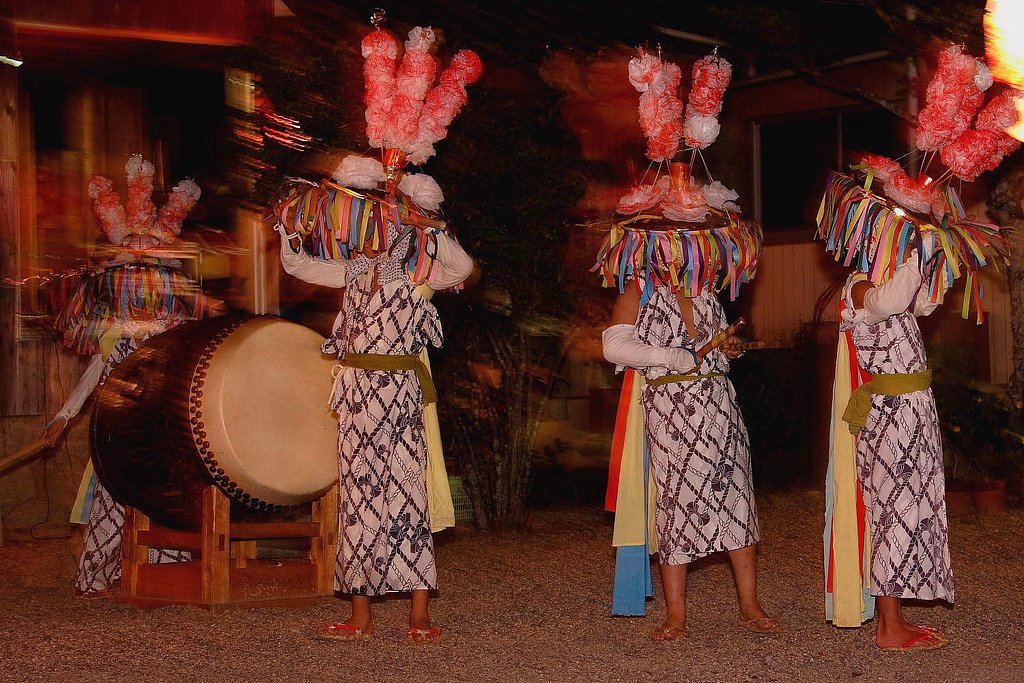 池山こんこ踊り