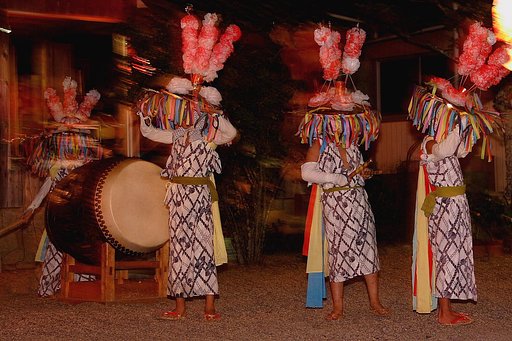 池山こんこ踊り