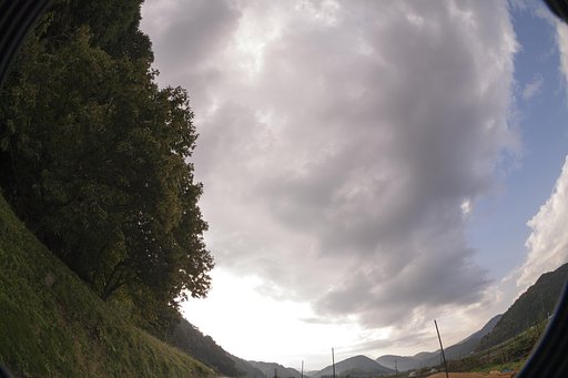 雲が多くなって来た