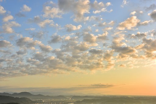 朝の空