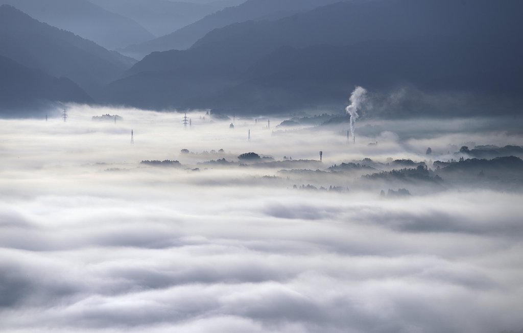 置賜盆地の雲海