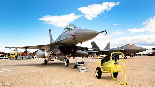F-16 & F-22