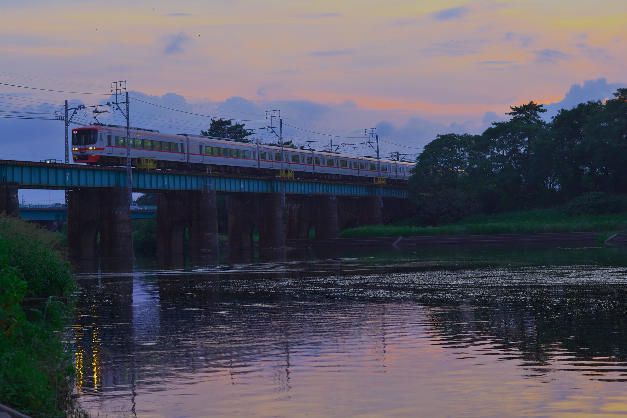 ローカル電車1