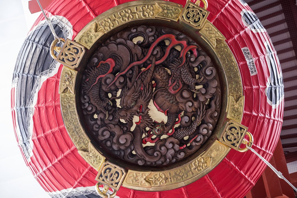 雷門の龍