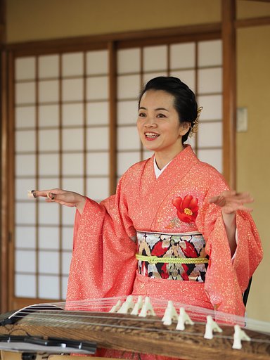 「カタクリ演奏会」
