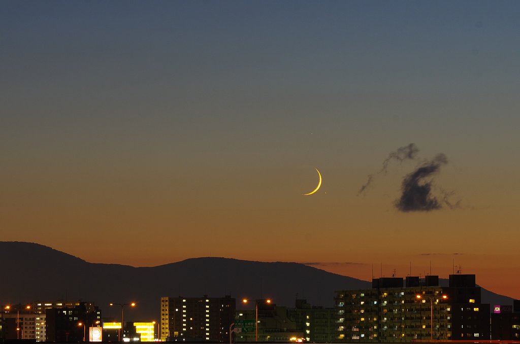 沈む月
