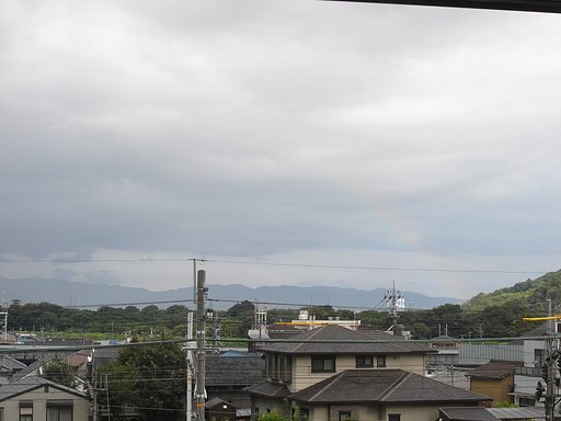 虹が出てます