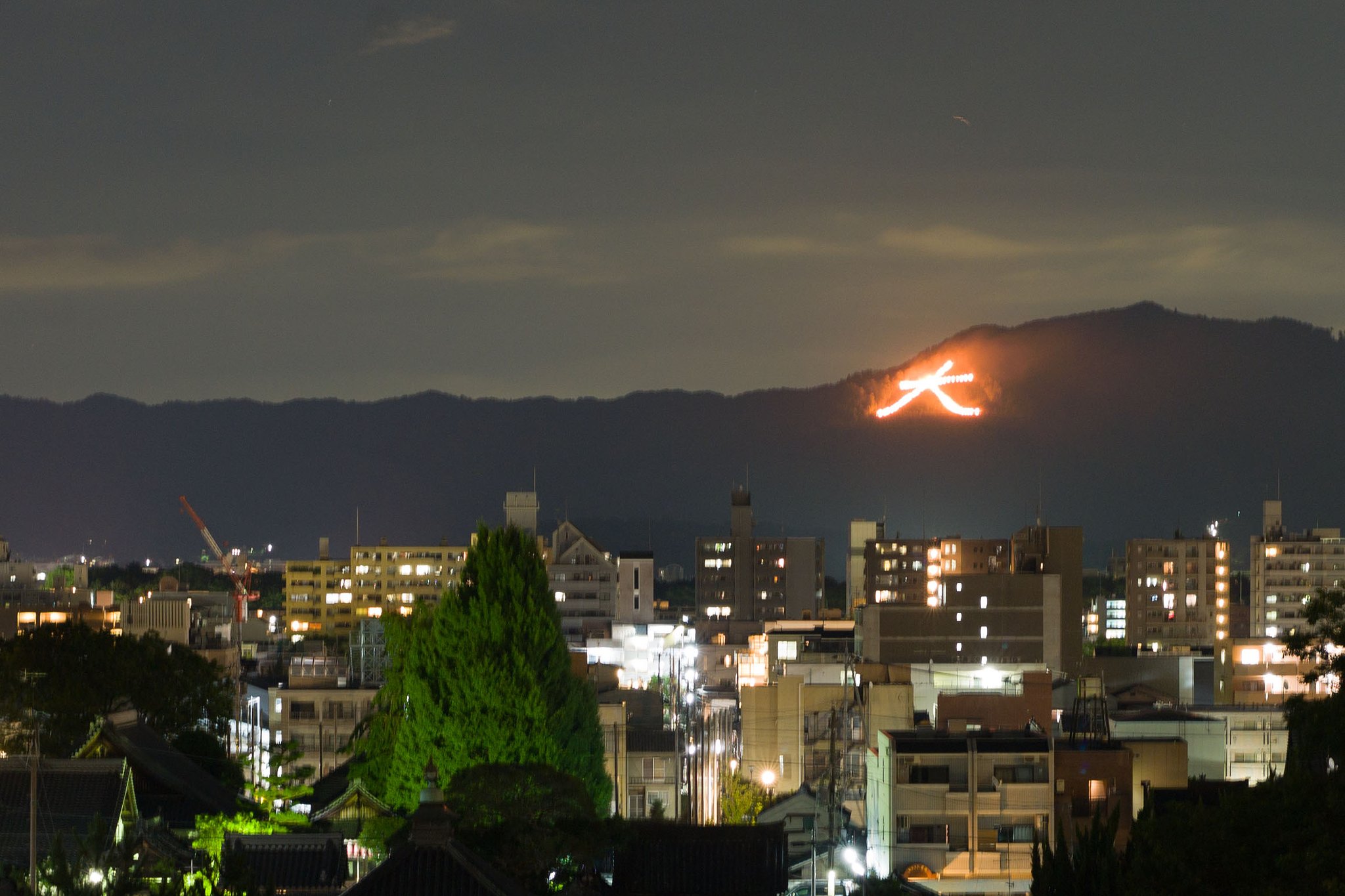  京の【夏】の夜空を彩る風物詩