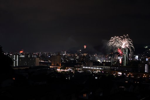 花火の競演