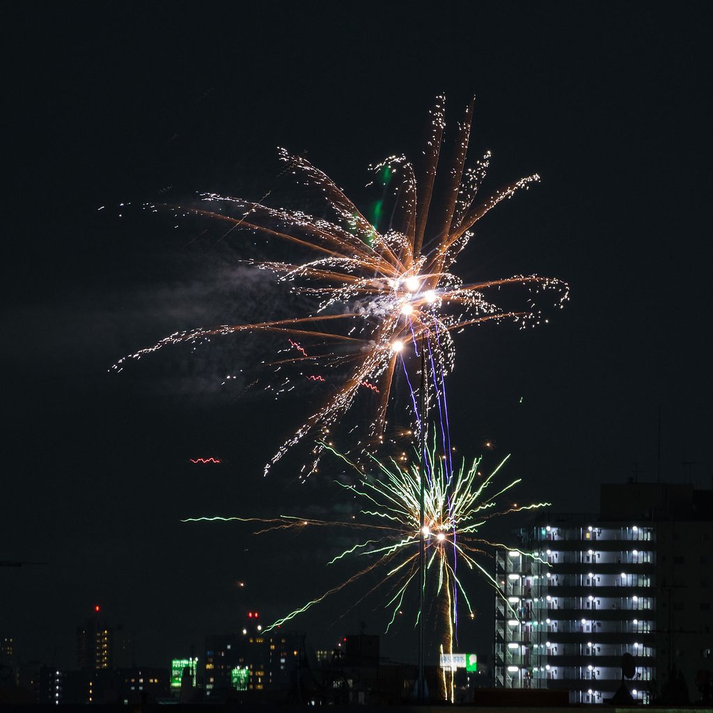 初夏花火