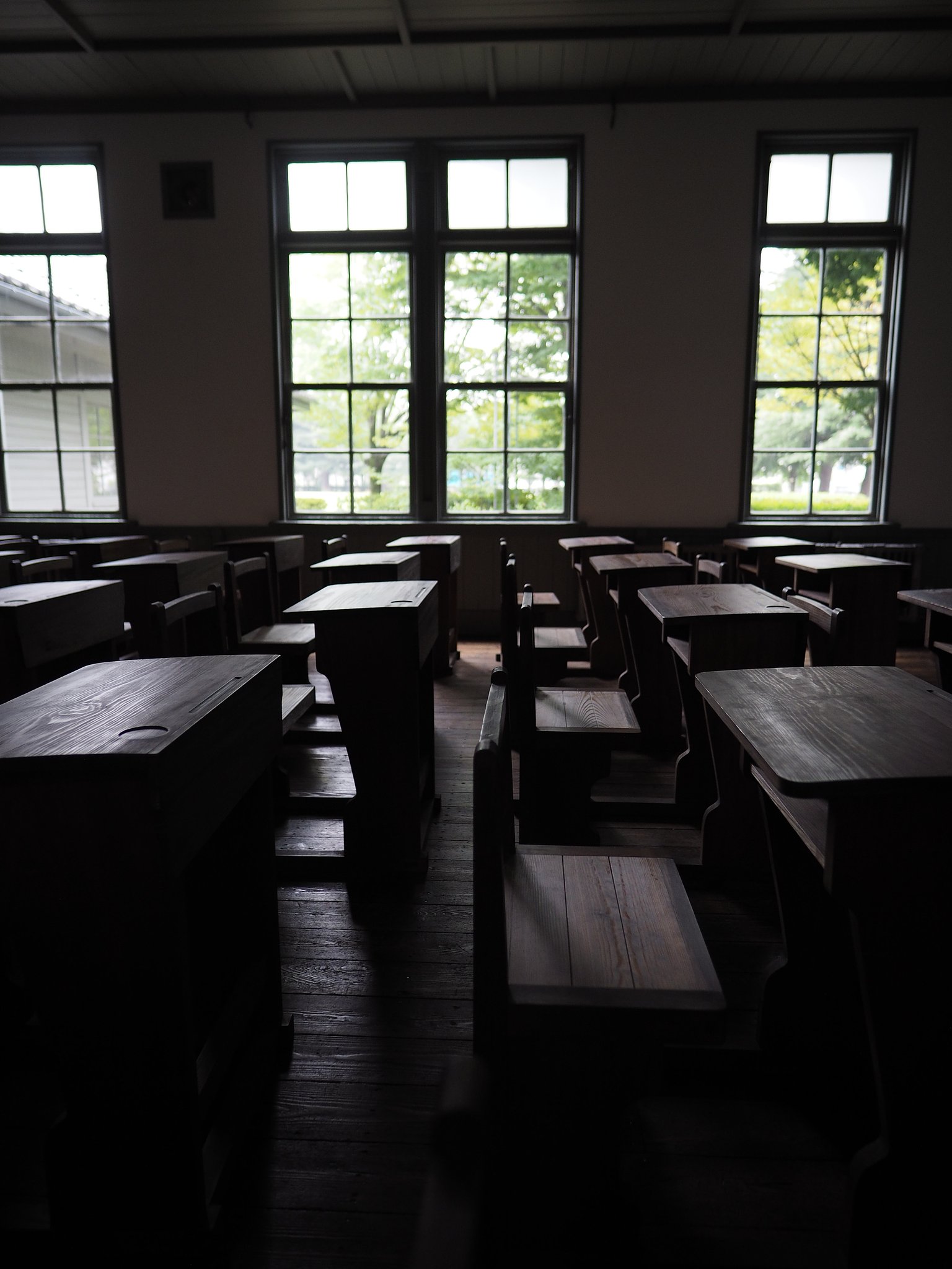旧制松本高等学校「窓」